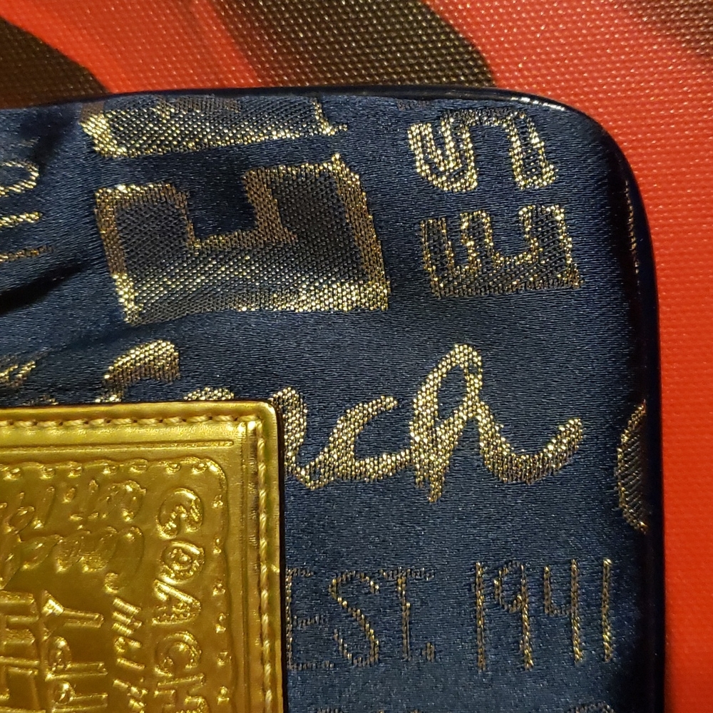 Coach Poppy Wristlet - Picture 3 of 5